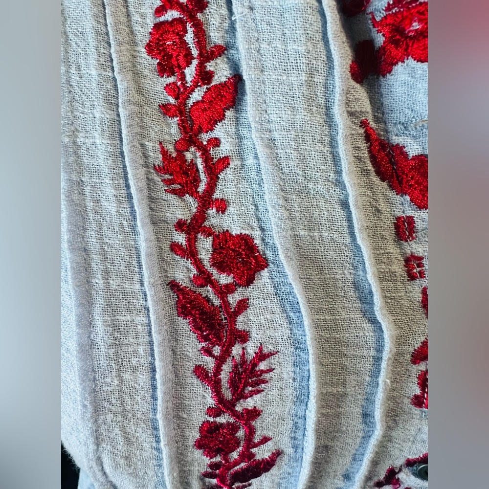 Free People Santiago Light Blue gauzy Dress with red Floral Embroidery S - Picture 3 of 8